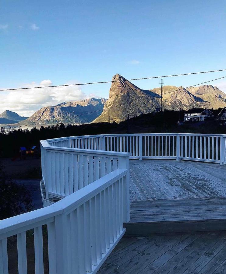 Senja Living Aparthotel Stonglandseidet Екстериор снимка