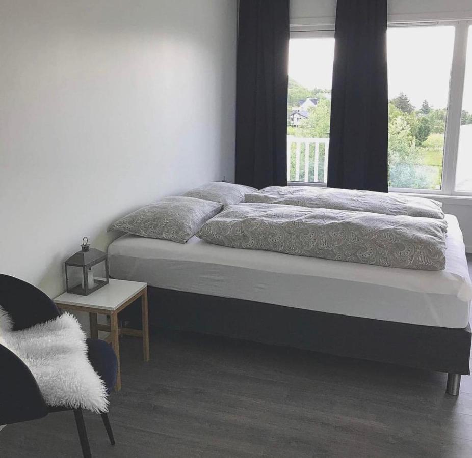 Senja Living Aparthotel Stonglandseidet Екстериор снимка