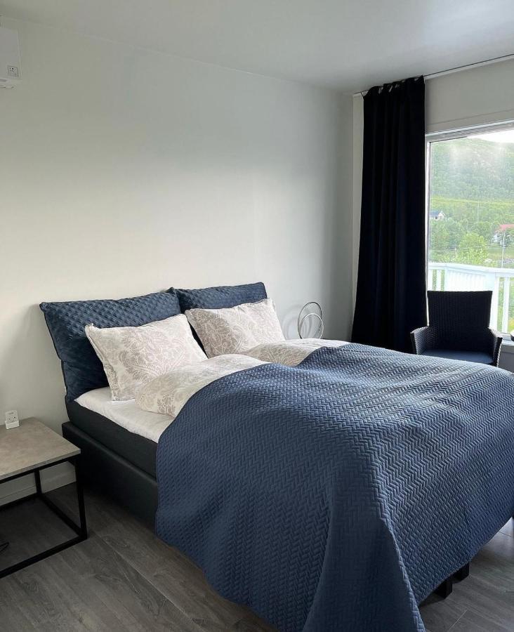 Senja Living Aparthotel Stonglandseidet Екстериор снимка